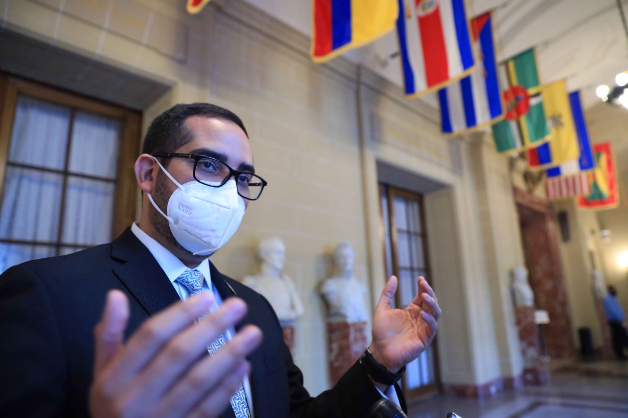 Ministro de Finanzas: BID ayudará a Honduras en la reasignación de fondos para reconstrucción y habilitación de infraestructura Ministro de Finanzas: BID ayudará a Honduras en la reasignación de fondos para reconstrucción y habilitación de infraestructura