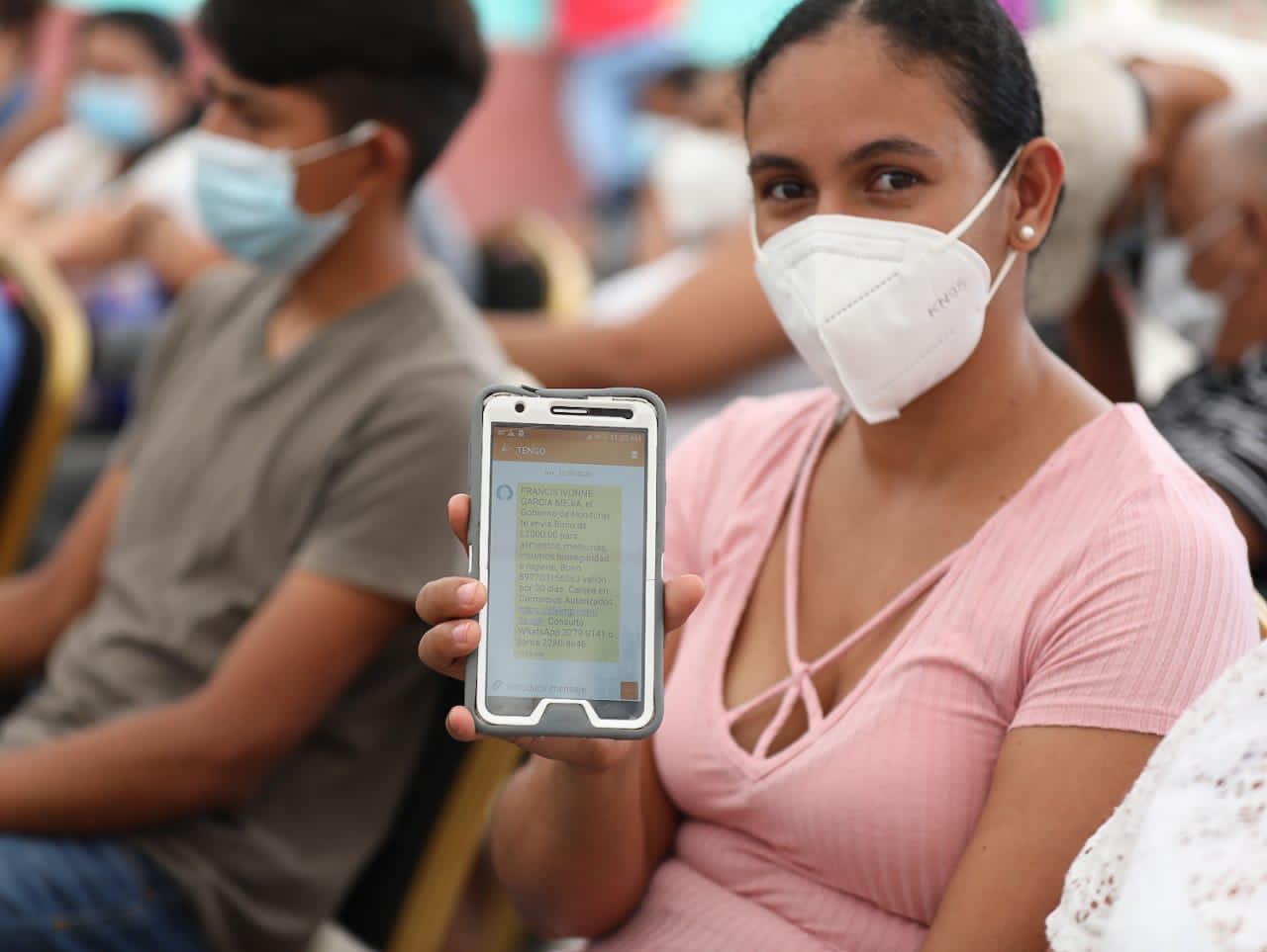 Más de 126 millones de lempiras se han transferido con el programa presidencial Bono Único Más de 126 millones de lempiras se han transferido con el programa presidencial Bono Único