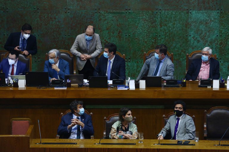 Congreso de Chile aprobó un segundo retiro anticipado del 10 % de las pensiones