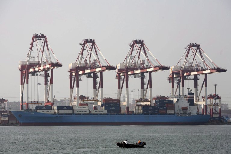 Chile responde a acusación de China por supuesto hallazgo de Covid-19 en uno de sus productos exportados