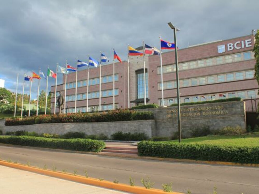 BCIE tiene en cartera $800 millones para Honduras: Dante Mossi BCIE tiene en cartera $800 millones para Honduras: Dante Mossi