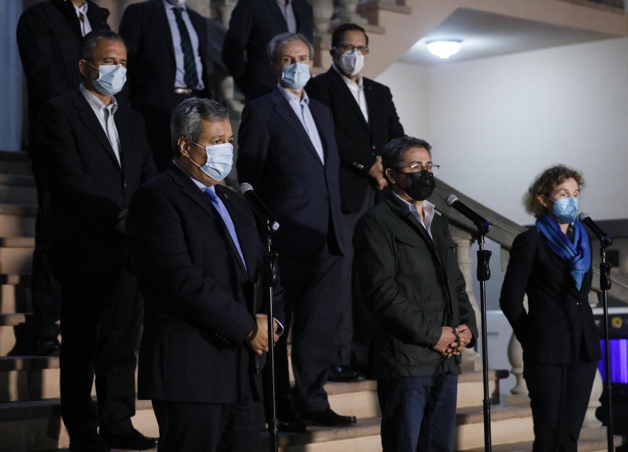 Honduras trabaja en plan de reconstrucción sostenible, con mucha transparencia y buenas prácticas, señala Presidente Hernández Honduras trabaja en plan de reconstrucción sostenible, con mucha transparencia y buenas prácticas, señala Presidente Hernández