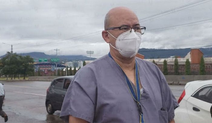 A pesar del aumento de casos más de 690 microbiólogos código verde concluyen su contrato A pesar del aumento de casos más de 690 microbiólogos código verde concluyen su contrato