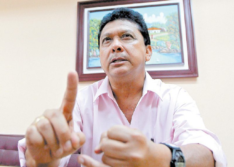 Daniel Durón: «Se debe hacer un estudio para ver qué sectores si pueden pagar un reajuste salarial» Daniel Durón: «Se debe hacer un estudio para ver qué sectores si pueden pagar un reajuste salarial»