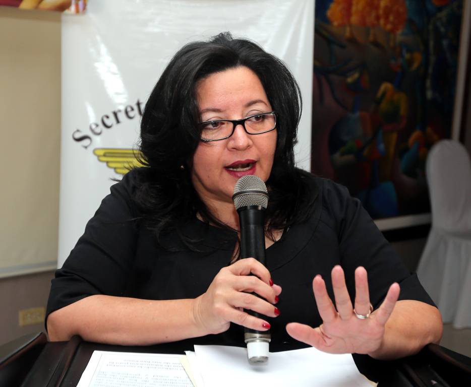 Yolani Batres:   «Honduras es campeón en vacunas»