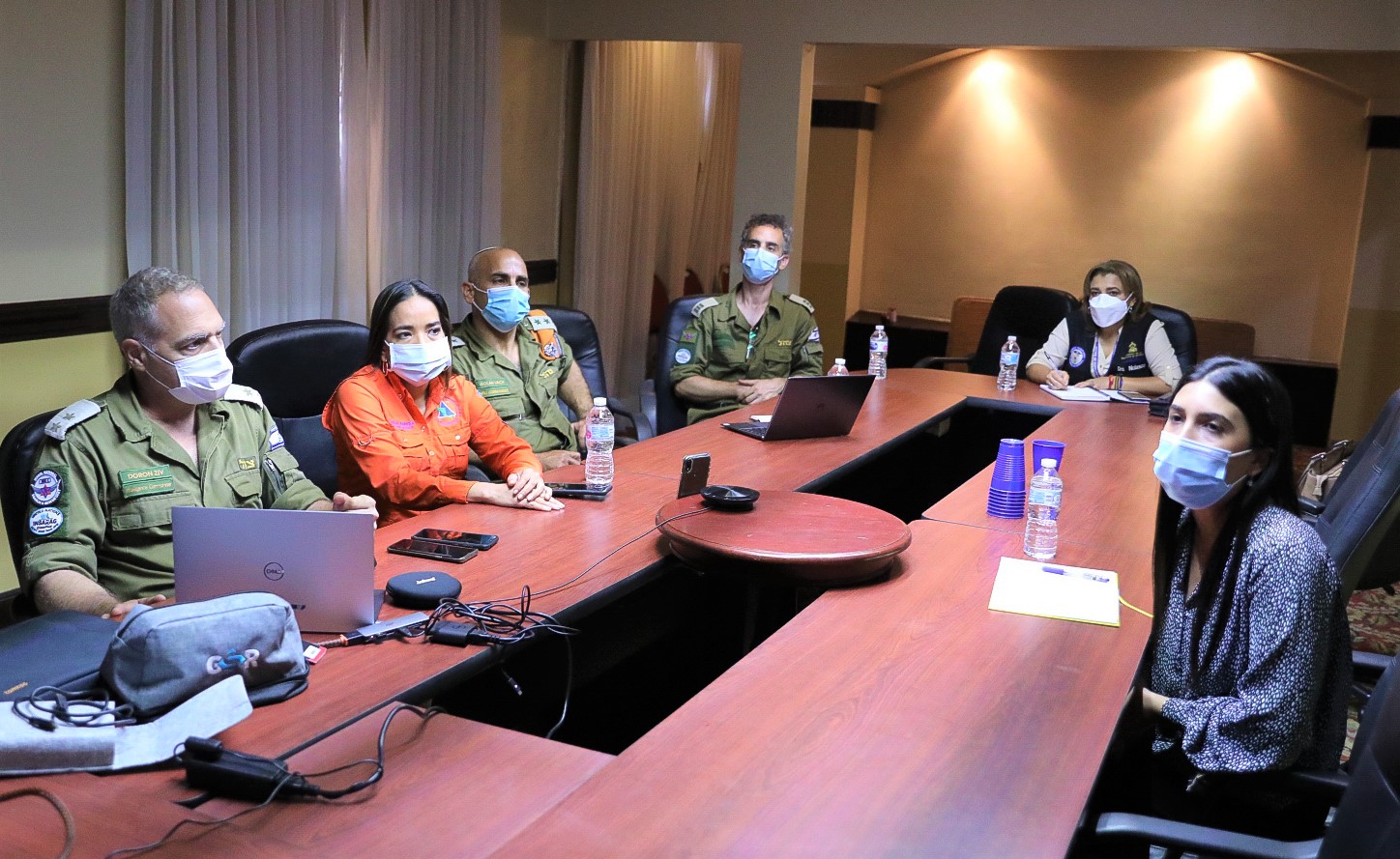 Misión israelí recomienda crear plataforma para detección temprana de enfermedades por secuelas de pandemia y tormentas