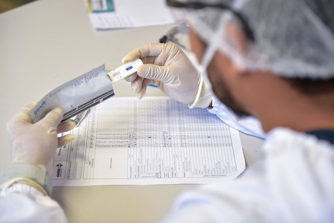 Brasil confirma primer caso de reinfección por covid-19 Brasil confirma primer caso de reinfección por covid-19