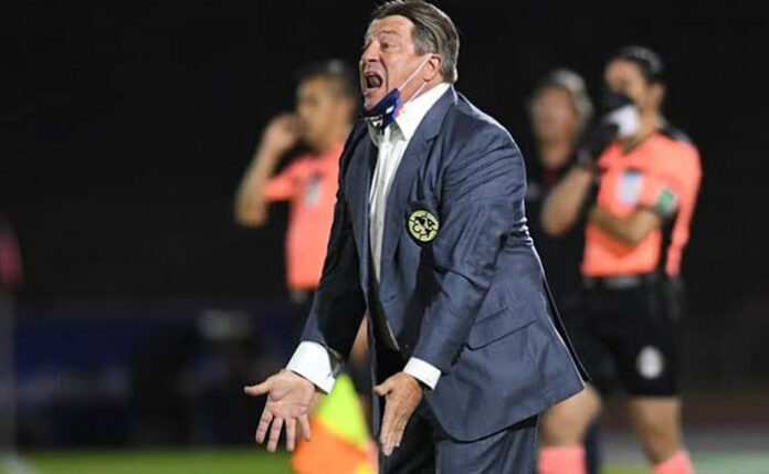Despiden al entrenador del América, Miguel Herrera Despiden al entrenador del América, Miguel Herrera