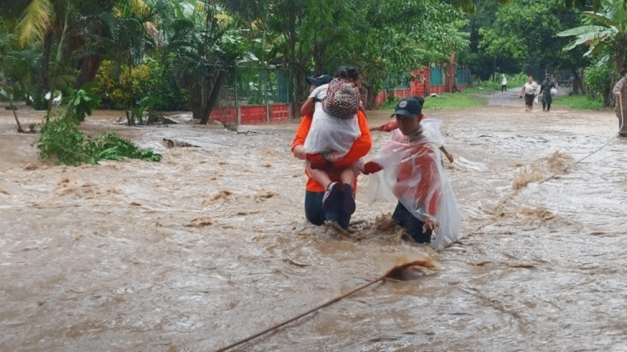 Israel envía delegación de Frente de Protección Civil a Honduras para apoyo a afectados por IOTA Y ETA Israel envía delegación de Frente de Protección Civil a Honduras para apoyo a afectados por IOTA Y ETA