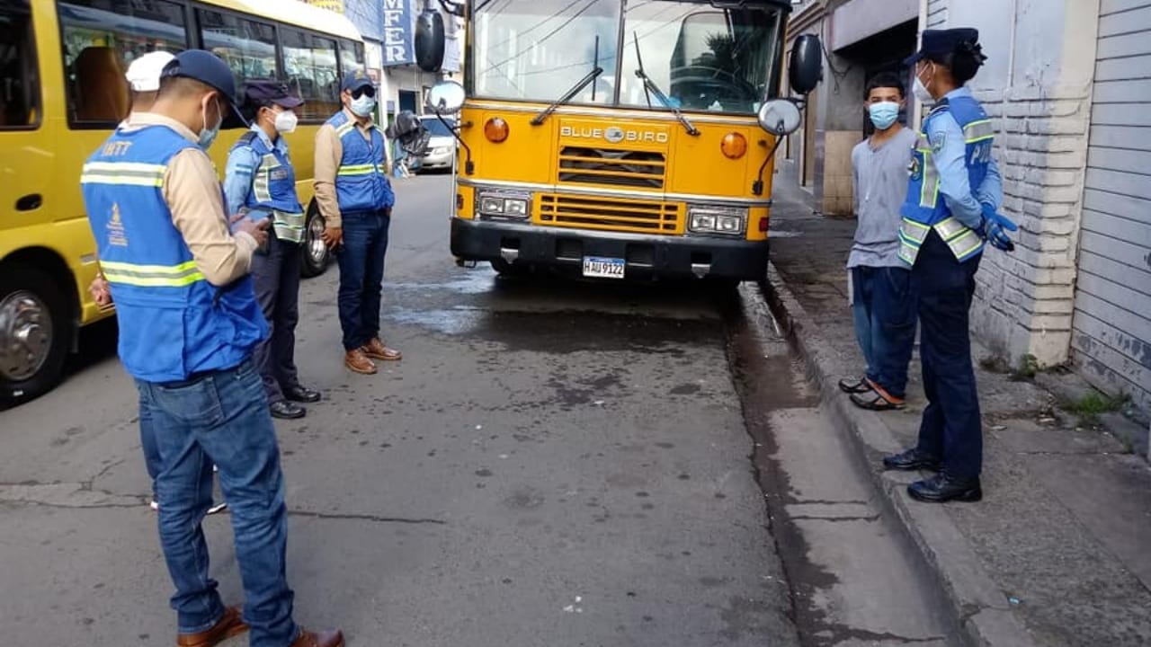 Subinspector IHTT: Más de 900 unidades de transporte han sido sancionadas por incumplir medidas de bioseguridad Subinspector IHTT: Más de 900 unidades de transporte han sido sancionadas por incumplir medidas de bioseguridad