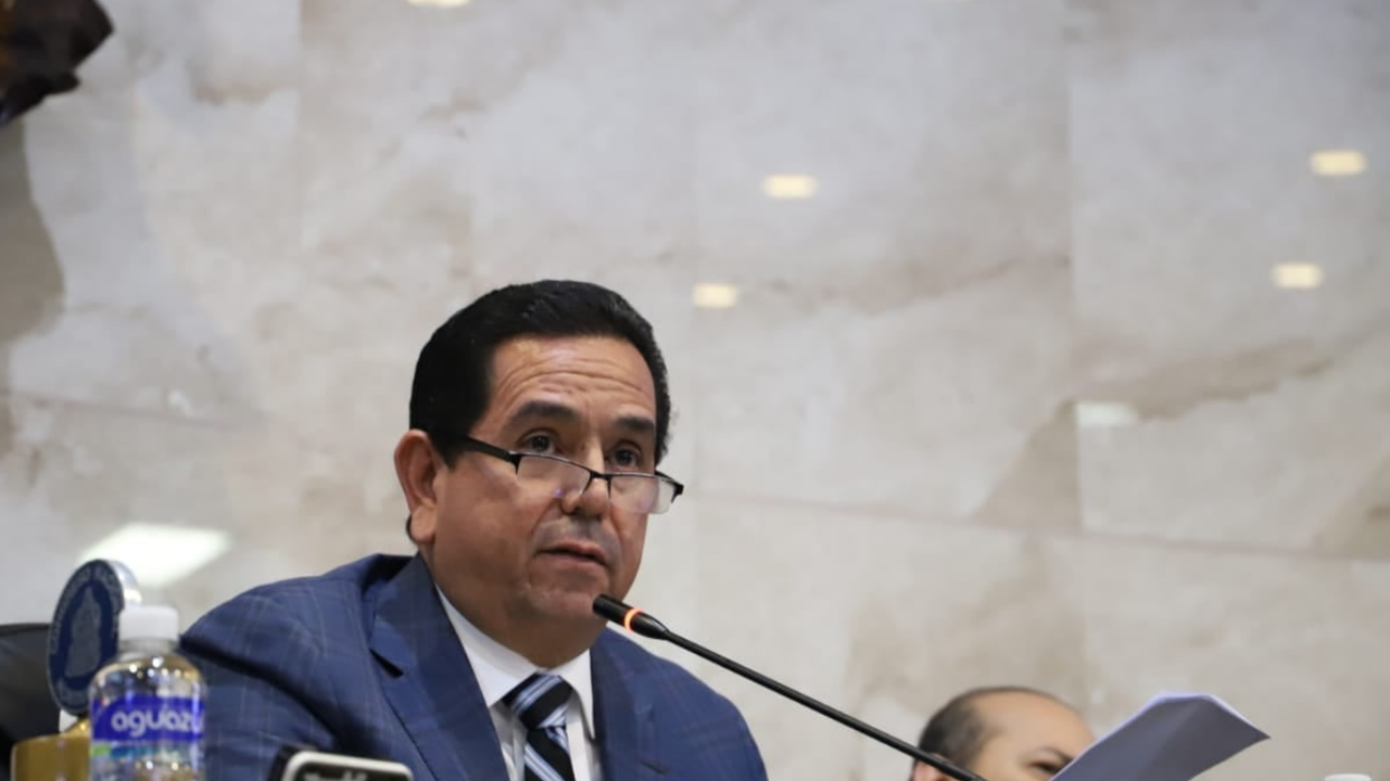 «Los de Libre tienen doble cara» Antonio Rivera Callejas «Los de Libre tienen doble cara» Antonio Rivera Callejas