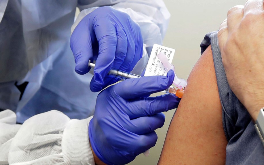 Edinora Brooks: La población debe estar tranquila porque habrá una cobertura total de las vacunas Edinora Brooks: La población debe estar tranquila porque habrá una cobertura total de las vacunas