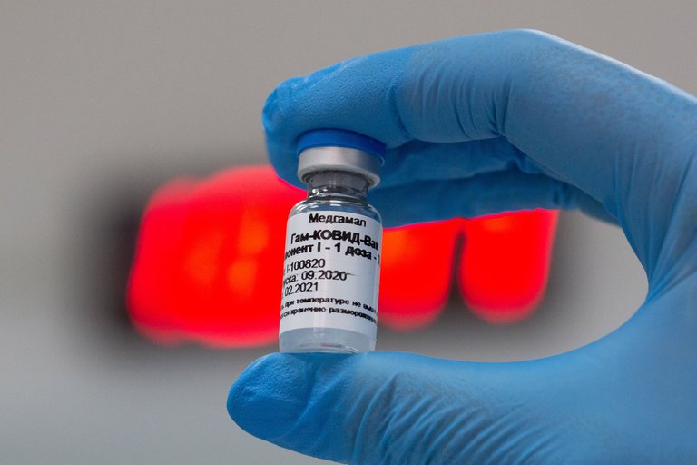 Rusia evalúa crear una vacuna «light» con una protección reducida para abastecer a los mercados externos Rusia evalúa crear una vacuna «light» con una protección reducida para abastecer a los mercados externos