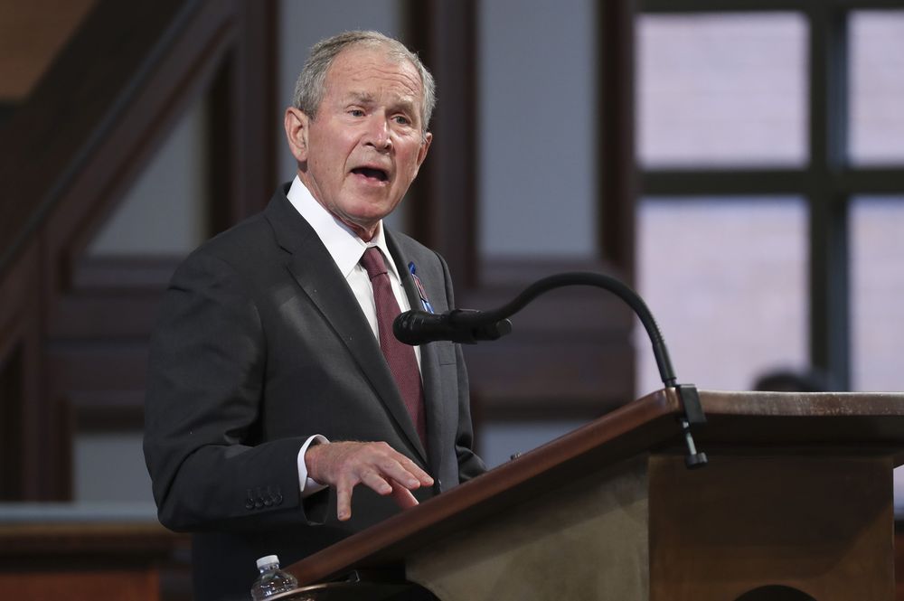 George W Bush califica como algo propio de una «república bananera», el asalto al Capitolio George W Bush califica como algo propio de una «república bananera», el asalto al Capitolio