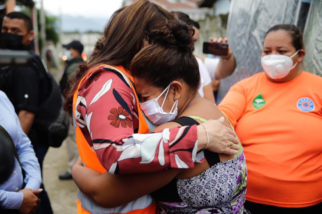 Más de 700 familias de Yoro reciben el Bono Vida Mejor Más de 700 familias de Yoro reciben el Bono Vida Mejor