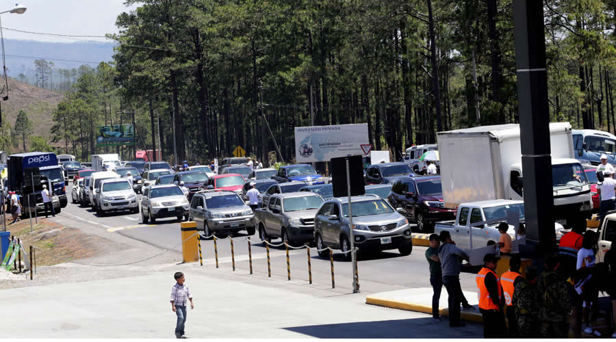 Director de la región sanitaria de Choluteca «Ante la gran movilización de visitantes estamos preparándonos para una escala del virus» Director de la región sanitaria de Choluteca «Ante la gran movilización de visitantes estamos preparándonos para una escala del virus»