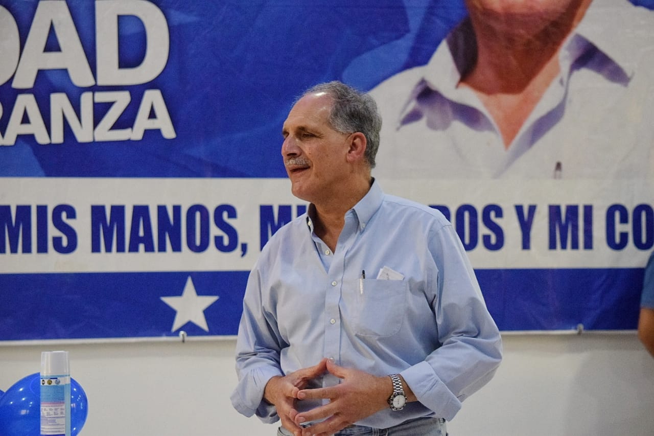 “Mi compromiso es reconstruir la Honduras que nuestros hijos merecen”: Papi a la Orden en Colón “Mi compromiso es reconstruir la Honduras que nuestros hijos merecen”: Papi a la Orden en Colón