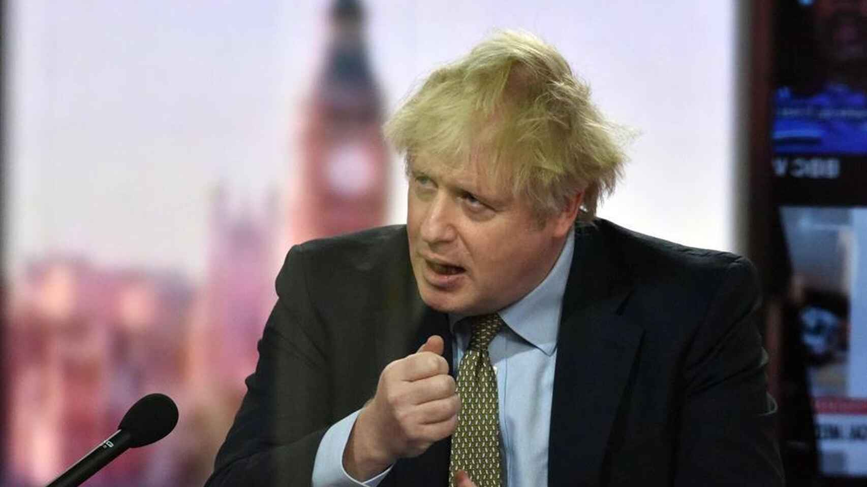 Escocia impone un nuevo confinamiento y Johnson anuncia más restricciones para Inglaterra