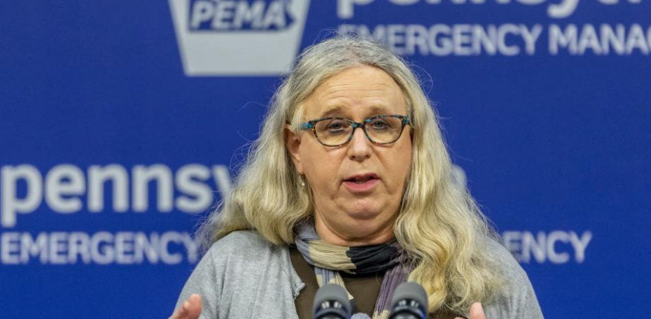 Joe Biden nombra a la doctora transgénero Rachel Levine como subsecretaria de Salud