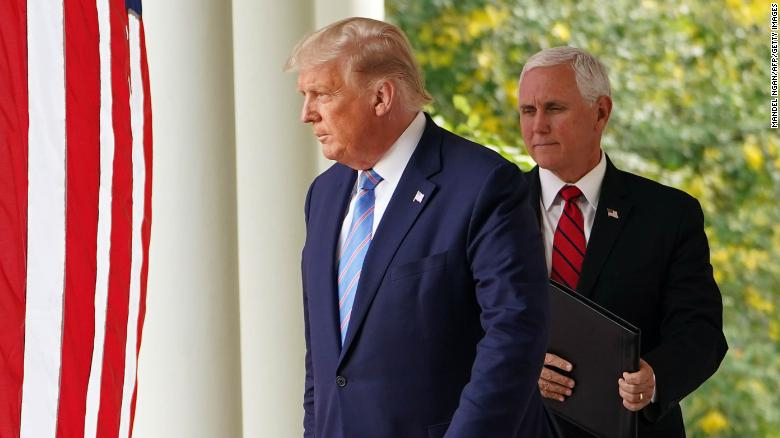 Mike Pence y Donald Trump vuelven a hablar tras toma del Capitolio Mike Pence y Donald Trump vuelven a hablar tras toma del Capitolio