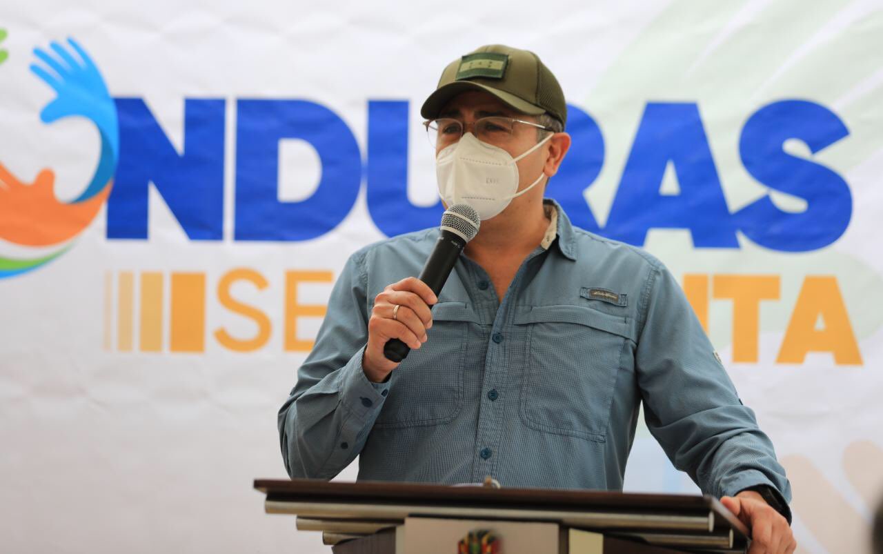 El presidente Hernández reiteró su compromiso para apoyar a las Mipyme El presidente Hernández reiteró su compromiso para apoyar a las Mipyme