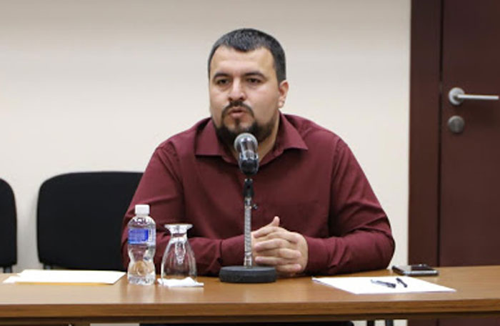 Por supuestas coimas Oscar Rivera pone cargo a disposición como comisionado del RNP