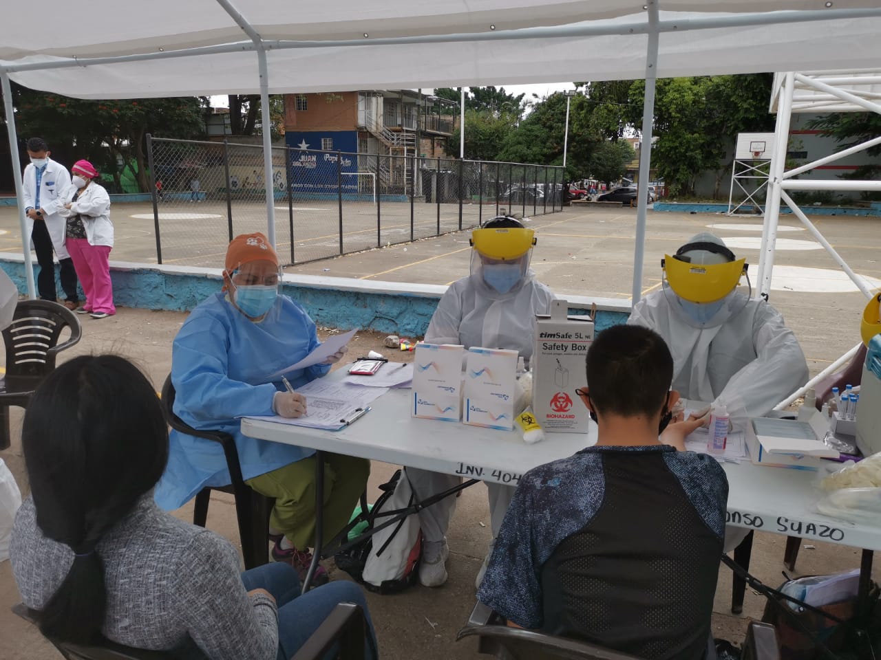 Brigadas «todos contra la Covid-19» continua en las colonias Kennedy y la Centro América Oeste