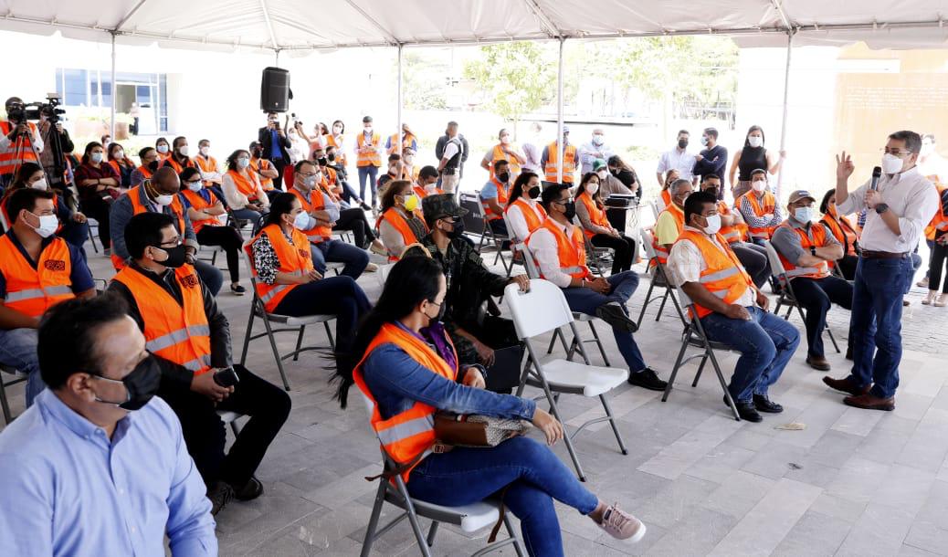 Gobierno invertirá más de 1.000 millones de lempiras en reconstrucción de 600 centros escolares en todo el país Gobierno invertirá más de 1.000 millones de lempiras en reconstrucción de 600 centros escolares en todo el país