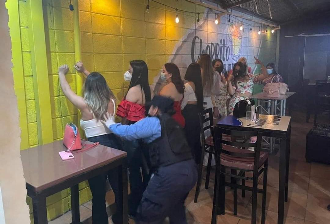 Toque de queda: Autoridades realizan fuertes operativos en diferentes zonas del país Toque de queda: Autoridades realizan fuertes operativos en diferentes zonas del país