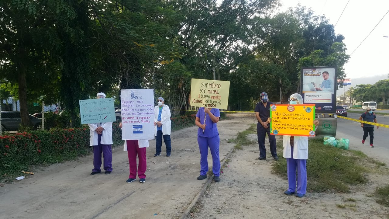 Médicos de hospitales y clínicas privadas de SPS piden que se cumplan las diferentes exigencias Médicos de hospitales y clínicas privadas de SPS piden que se cumplan las diferentes exigencias