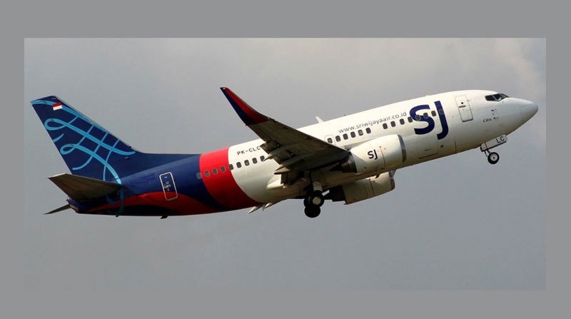 Indonesia confirma accidente de avión con 62 personas a bordo