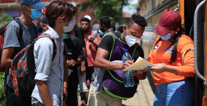 Anuncia vicecanciller: Los retornos de migrantes no han parado desde ayer Anuncia vicecanciller: Los retornos de migrantes no han parado desde ayer