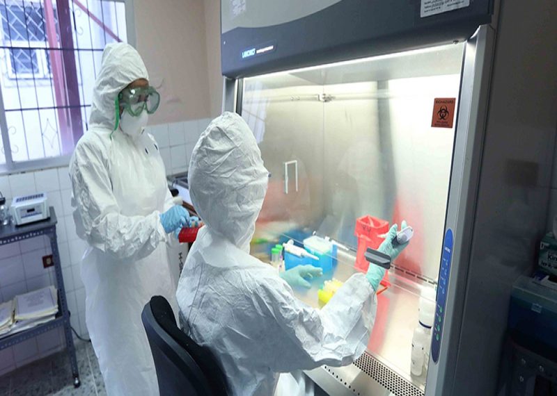 Presidente del CMH: 51 microbiólogos vencen la Covid-19 Presidente del CMH: 51 microbiólogos vencen la Covid-19