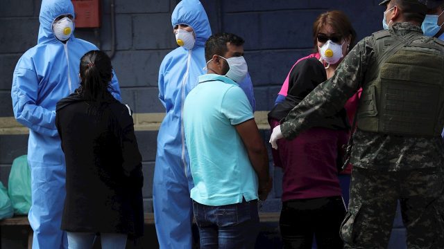 Unos 80.000 trabajadores de la salud serán inmunizados en primera fase contra covid-19