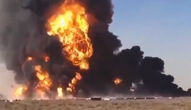 Un camión cisterna de gas explota en la frontera entre Irán y Afganistán Un camión cisterna de gas explota en la frontera entre Irán y Afganistán