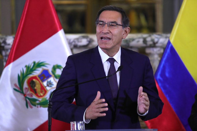 Autorizaron la candidatura al Congreso del ex presidente peruano Martín Vizcarra