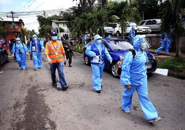 Viceministro de Salud pide a la población recibir en sus casas a las brigadas médicas contra la Covid-19 Viceministro de Salud pide a la población recibir en sus casas a las brigadas médicas contra la Covid-19