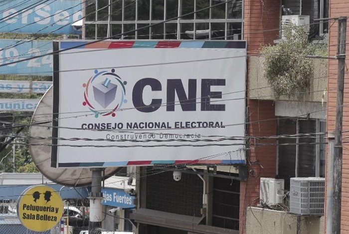 CNE acuerda que escrutinios departamentales y municipales no son vinculantes CNE acuerda que escrutinios departamentales y municipales no son vinculantes