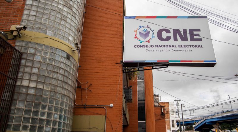 Concejales del CNE piden a Rixi Moncada que reanude las reuniones en el pleno