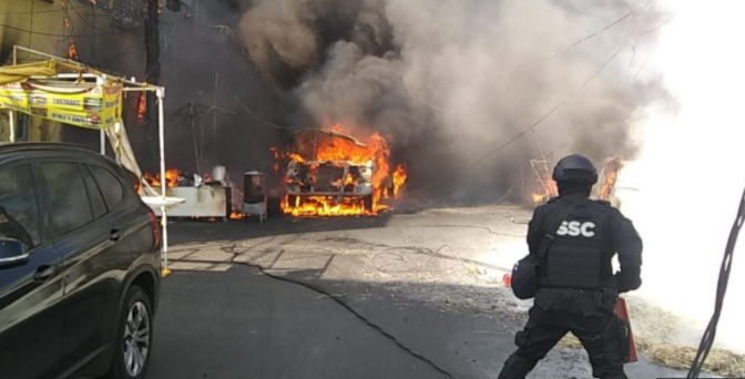 La explosión de un camión que transportaba gas en Ciudad de México deja ocho lesionados La explosión de un camión que transportaba gas en Ciudad de México deja ocho lesionados