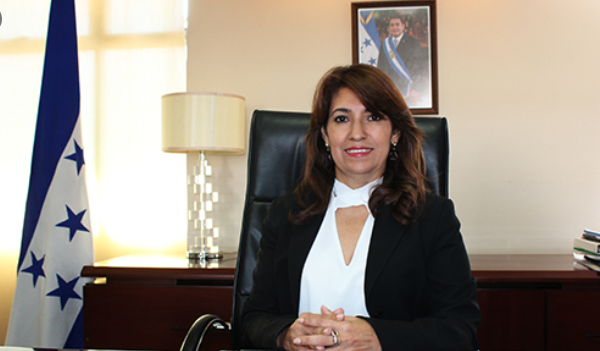 Brigadas médicas: «Más de 4,000 trabajadores de la salud se desplazan desde hoy a nivel nacional»