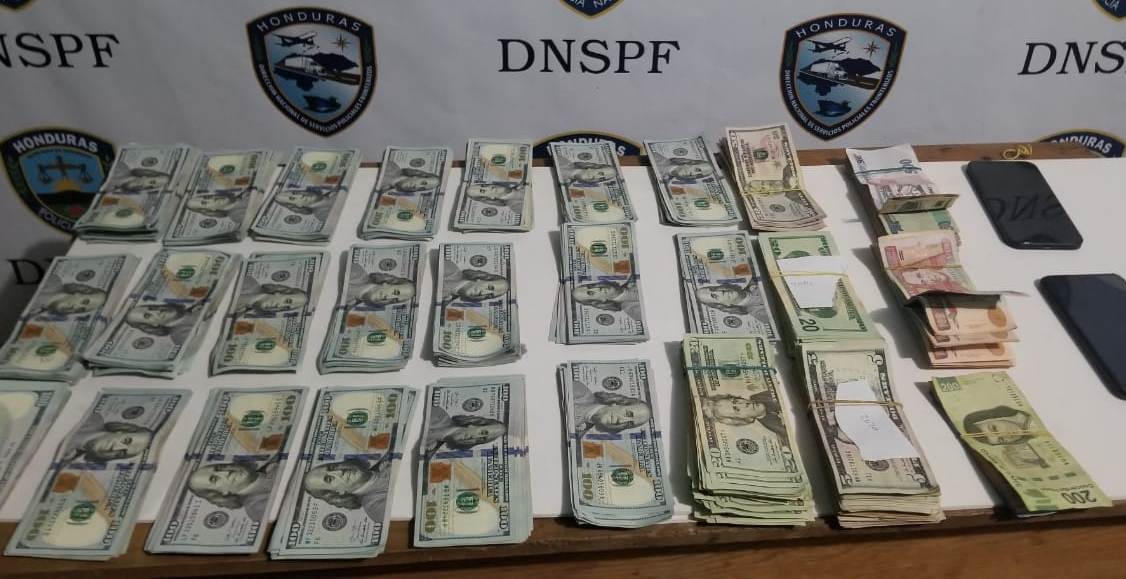 En posesión de 63 mil dólares son capturados cuatro sujetos en la zona norte del país