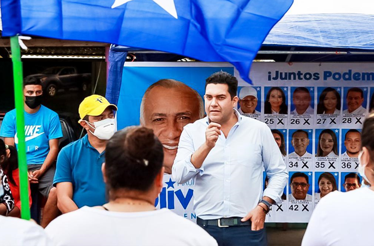 Juan Diego Zelaya: «Tengo un plan para descongestionar el tráfico en la capital» Juan Diego Zelaya: «Tengo un plan para descongestionar el tráfico en la capital»