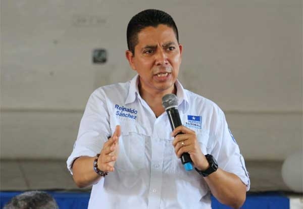 Reinaldo Sánchez : «No podemos esconder las acciones del presidente Hernández para recuperar la paz y la tranquilidad en Honduras» Reinaldo Sánchez : «No podemos esconder las acciones del presidente Hernández para recuperar la paz y la tranquilidad en Honduras»