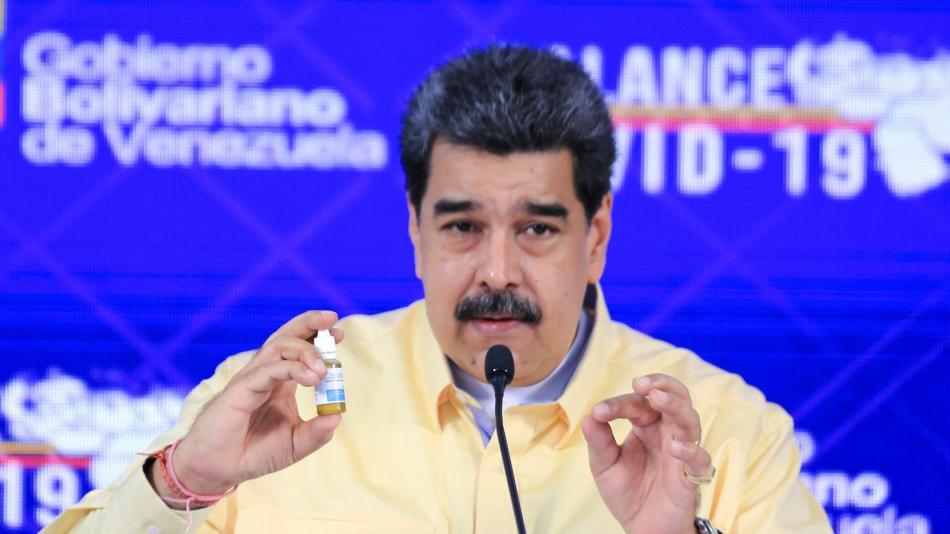 Maduro pregona una cura milagrosa, Venezuela no puede o no quiere vacunarse