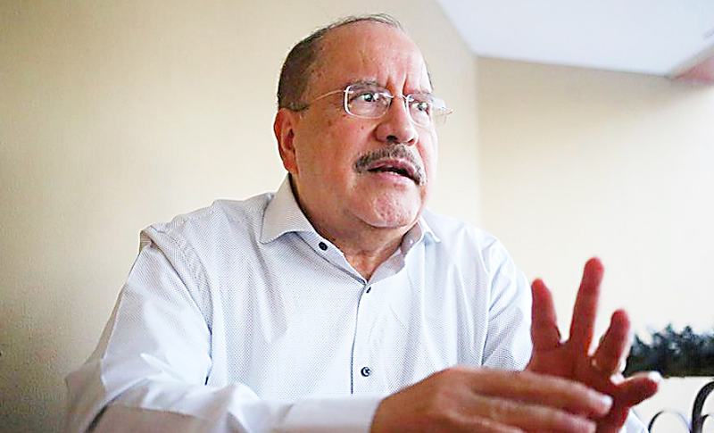 Hugo Noé Pino: «No se pueden reducir los impuestos tributarios en este momento»