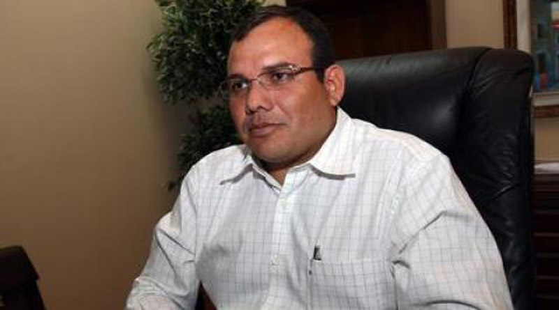 Jorge Lobo hijo del exgobernante «Pepe Lobo» abandona su candidatura presidencial en la alianza con la DC