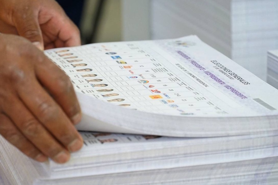 Para elecciones: CNE ordena emitir 34 millones de papeletas  