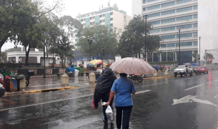 Continuarán este día las bajas temperaturas y existe probabilidad de chubascos en la zona norte Continuarán este día las bajas temperaturas y existe probabilidad de chubascos en la zona norte