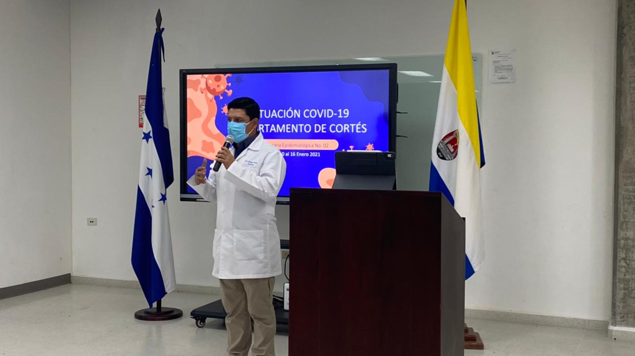 Roberto Cosenza: «Personal de salud de Puerto Cortés está siendo vacunado contra el COVID-19»